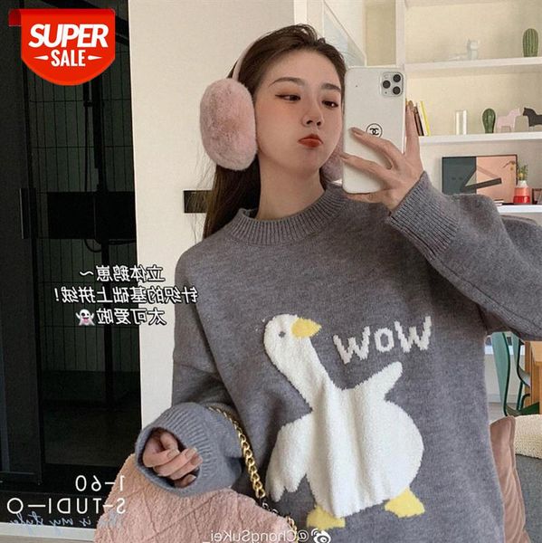 

the printed big goose sweater is available in cute two colors of gray and blue contrasting color cartoon jacquard #rs2p, White