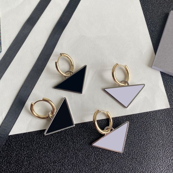 

charm jewelry women studs classic design earrings stainless steel letter elagant stud earring with box, Golden