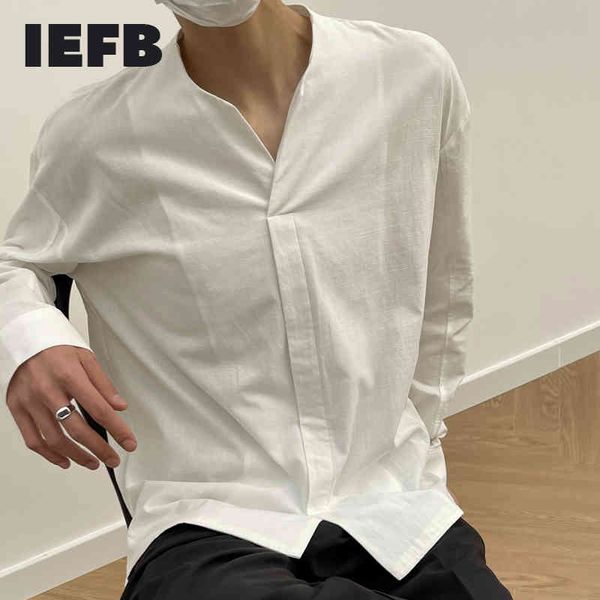 IEFB Ropa para hombres Primavera Verano Blanco Camisas de manga larga Causal V Cuello Algodón Lino Diseño Suelto Negro Tops 9Y6615 210524