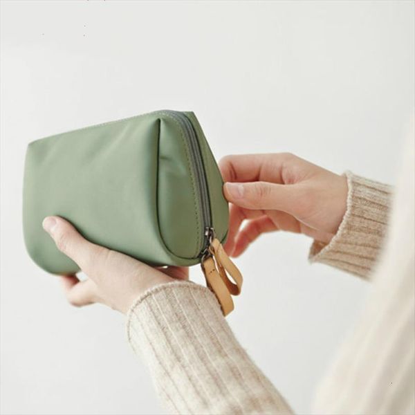 

ladiesportable makeup mini portable cosmetic bag lipstick small storage belt