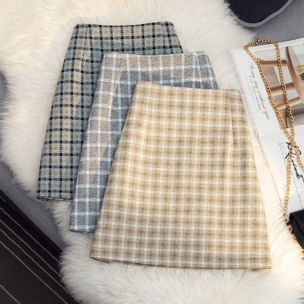

skirts plaid skirt women spring 2021 korean version of high waist a-line retro temperament all-match bag hip female, Black