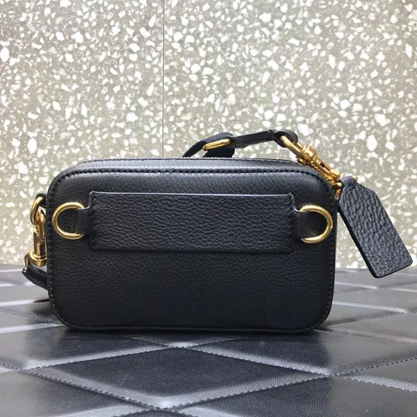 

duffel bags 2021 autumn fashion printed design waist bag for men retro business trip lady crossbody casual street style shoulder