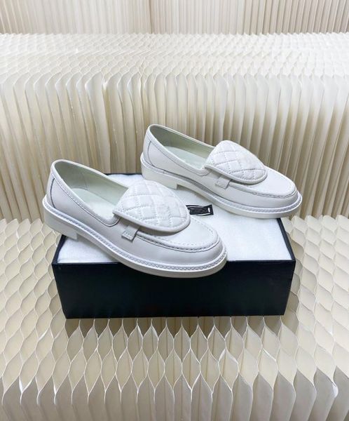 

loafers lambskin shoes luxury designer women leather outdoor shoe, Black