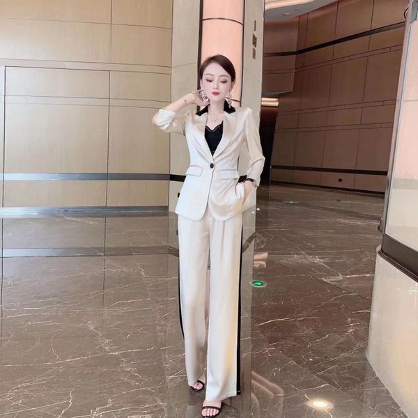 

triacetic acid suit women's 2021 spring fashion color matching small coat slim straight pants two piece set, White
