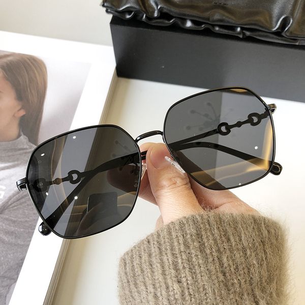 

g family sunglasses women's large frame polarized, White;black