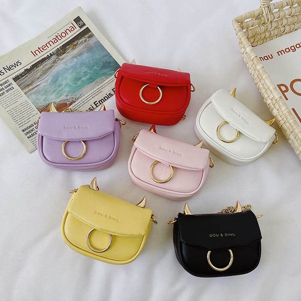 

kids handbags girls bags children accessories princess chain mini shoulder messenger bag leather purses baby purse b6881, Black