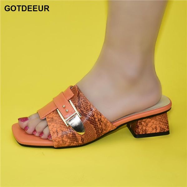 

italian women wedding shoes decorated with rhinestone for bride african party lady pumps 2021 dress, Black