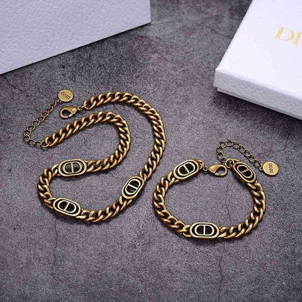 

70% off outlet online letter necklace bracelet 2021 fashion tank chain, Black