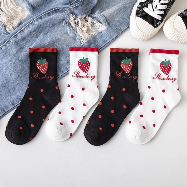 

3pcs korean socks women strawberry pattern breathable girls sock college student cartoon stockings female fashion cotton socks 210422, Black;white