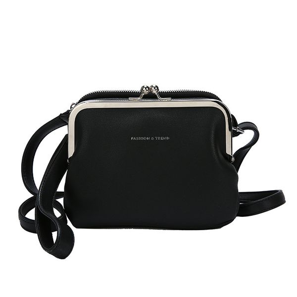 

30pcs messenger bags women pu letter prints large capacity hasp shoulder bag summer