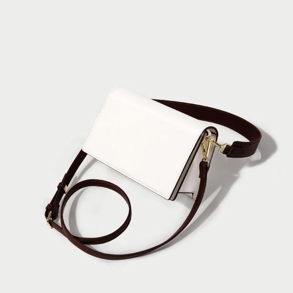 

handbag women luxurys designers bags 2021 crossbody bag wsllets plain honeybee summer messenger purse zhouzhoubao123