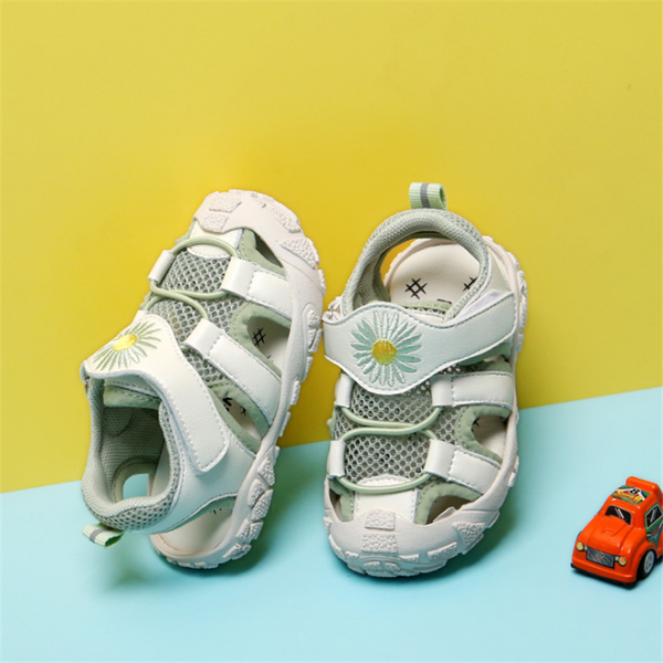 

2021 new summer baby sandals for boy girl fashion brand embroidery breathable mesh soft non-slip beach infant sandals, Black