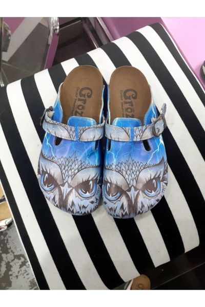 

blue casual female sandals, Black