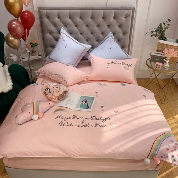 

bedding sets luxury embroidery egyptian cotton wedding  king royal duvet cover bed sheet pillowcase pink 4pcs bedclothes