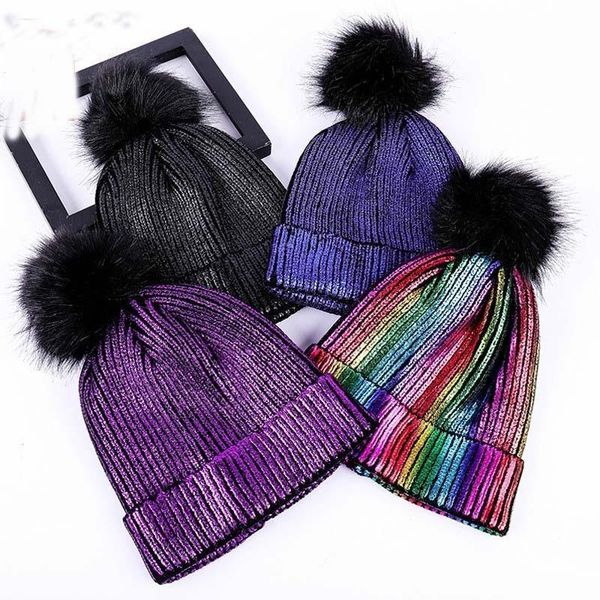 Berets Ankunft Mode Sparkly Bronzing Farbe Hüte für Frauen Mädchen Gold Silber Pompon Caps Winter Mützen Stricken