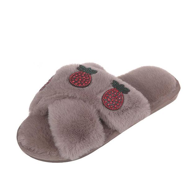 Slippers Moda Plush Feminino para o outono e o inverno Red Red Rhinestone Pineapple Hair Drag