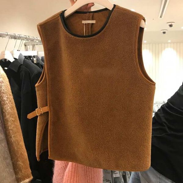 

women's vests [ewq] winter 2021 women casual loose round neck solid color lamb fur short brown minimalist sleeveless vest coat 8q838, Black;white