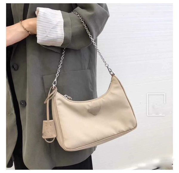 

hanghhangbag women s mini luxurys designers bags 2021 designer womens handbags purses crossbody bag wallet handbag louisbags_18 p three in o