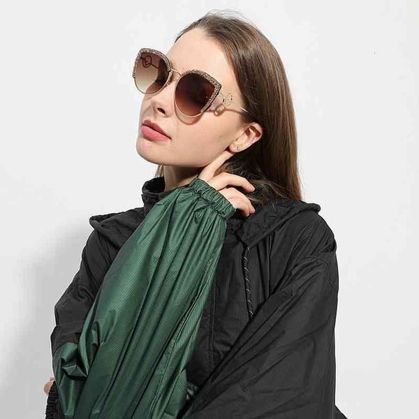 

2021 summer 2021 women glasses cat eye sun brand designer italy fashion luxury sun female gradient eyewear shades a520, White;black