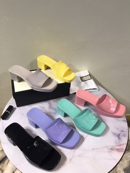 

classic designer ladies slippers with box men's slippers gear bottom flip flops ladies luxury sandals fashion casual leather thong sand, Black