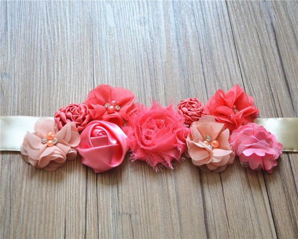 

belts the bride is pregnant, flower girl pographed, belt used,, Black;brown