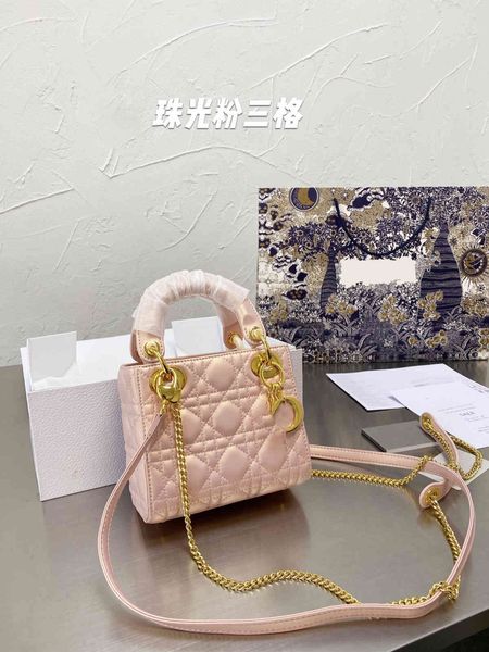 

2021 high version lambskin lady pearl powder three lattice princess bag celebrity portable one shoulder luxuryss designerss yw