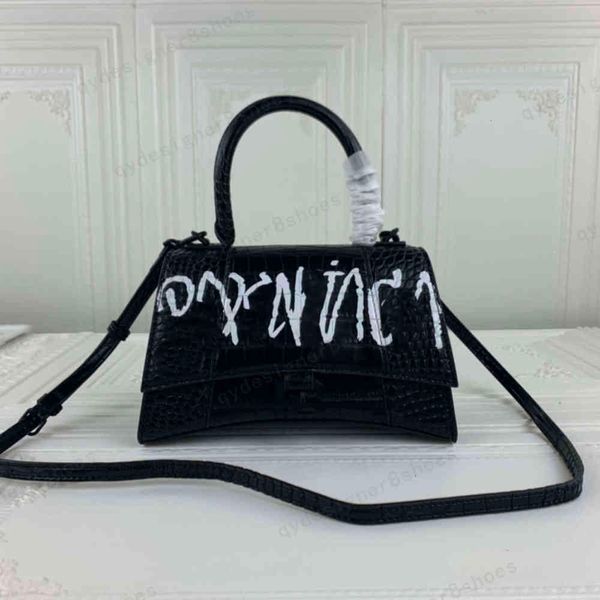 

designer women's crocodil pattern black graffiti hourglass bag size 23*10*24cm