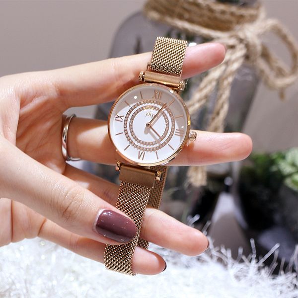

watch 2021 women's movement fashion trend student magnetic mesh belt, Slivery;brown