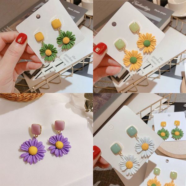 Donne carine Nuove orecchini a cerchio di fiori in lega fantasiosi 3 colori in stile coreano Silver Post Earring Gioielli