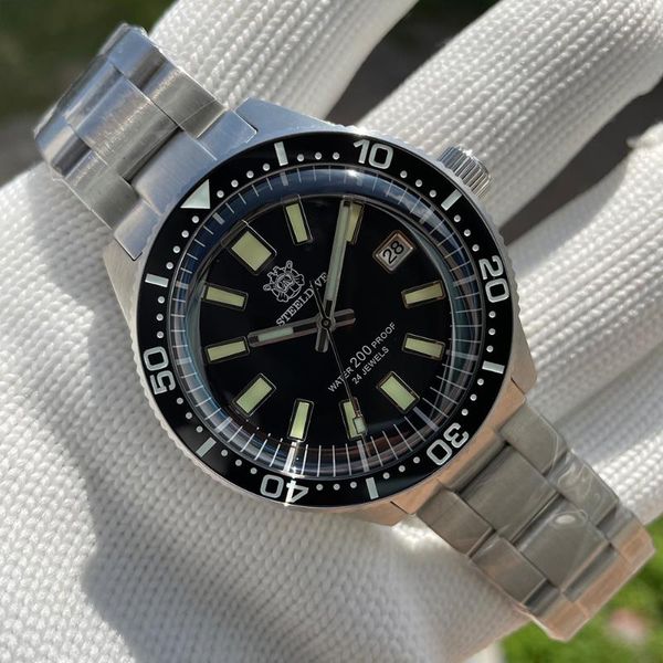 

wristwatches arrival 2021 sd1962 steeldive brand 200m water resistant ceramic bezel lid shape 15.6mm sapphire glass mens dive watch, Slivery;brown