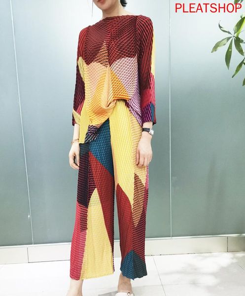 

women's tracksuits miyake pleated suit summer pleats series digital printed loose straight-leg pants two piece set dresy damskie ensemb, Gray