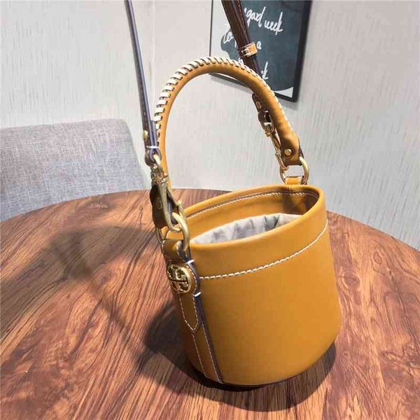 

70% off new women's miller oil wax cow leather woven handle vegetable basket 1918 one shoulder cross carrying portable bucket bag purse
