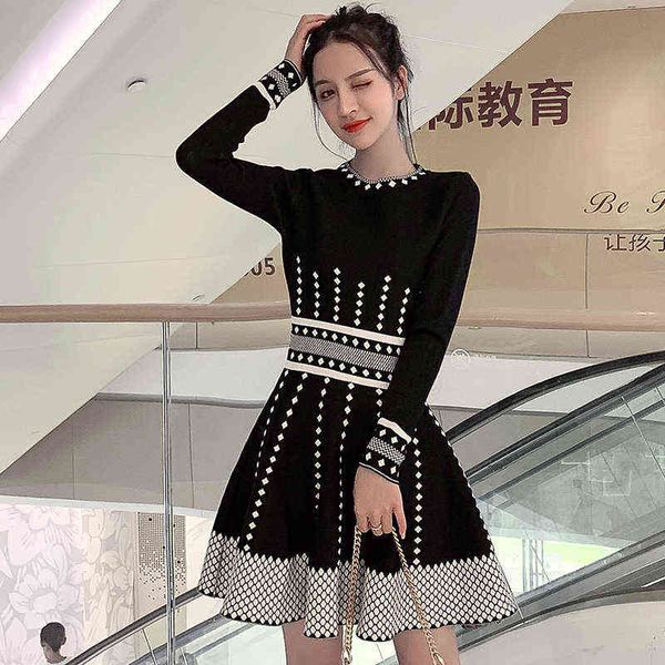 

elegant lady autumn winter dress woman clothes 2020 new fashion long sleeve vintage plaid print casual knitting sweater dresses g1214, Black;gray