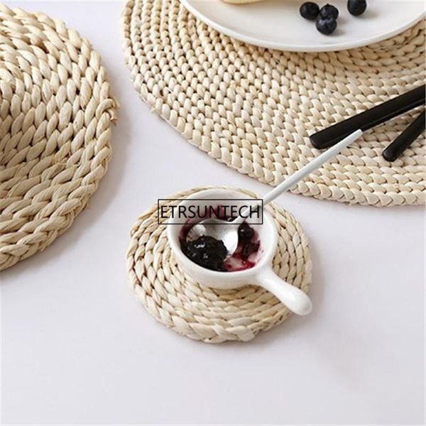 

100pcs round placemats corn straw woven dining table mats heat insulation pot holder cup coasters kitchen accessories & pads