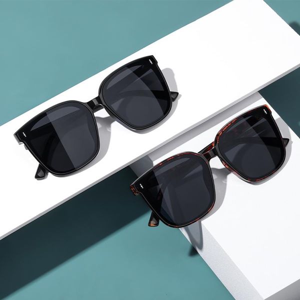 

sunglasses fashion big frame trend street ultraviolet anti-ultraviolet glasses nylon lens ae0971, White;black