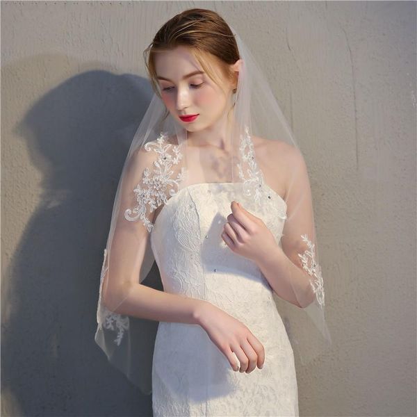 

bridal veils jieruize short tulle wedding veil beading waist length lace appliques accessories with comb voile mariage, Black
