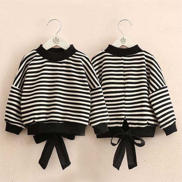 

autumn spring 3 4 6 8 10 12 years children o-neck knitted pullover cotton white black striped sweater for kids baby girls 211201, Blue