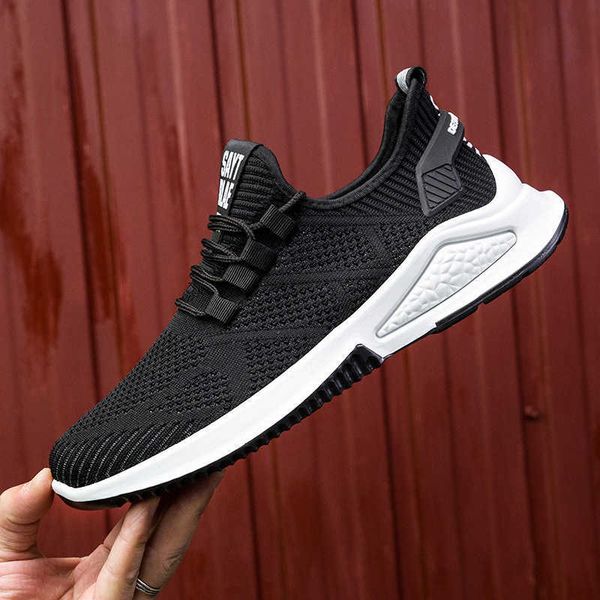 

designer leisure shoes in 2021 spring summer flying woven sports men's breathable runningtraining sneakers