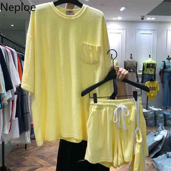 

two piece set women solid short sleeve o neck t shirts+drawstring stretch waist wide leg shorts fashion summer suits 210422, White