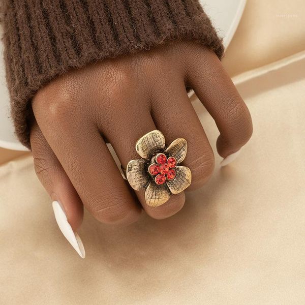 

wedding rings vintage antique gold color women-midi-rings engraved flower crystal retro party female finger ring stylish jewelry gift1, Slivery;golden