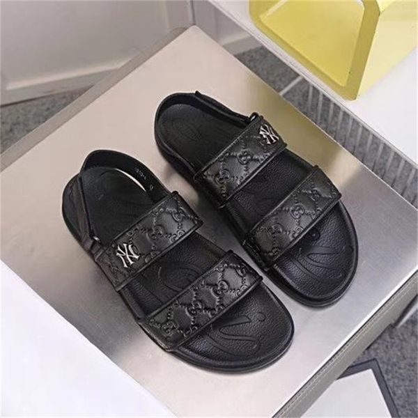 

leather slippers men korean summer fashion wear personality casual 2021 new men flip sandals, Black