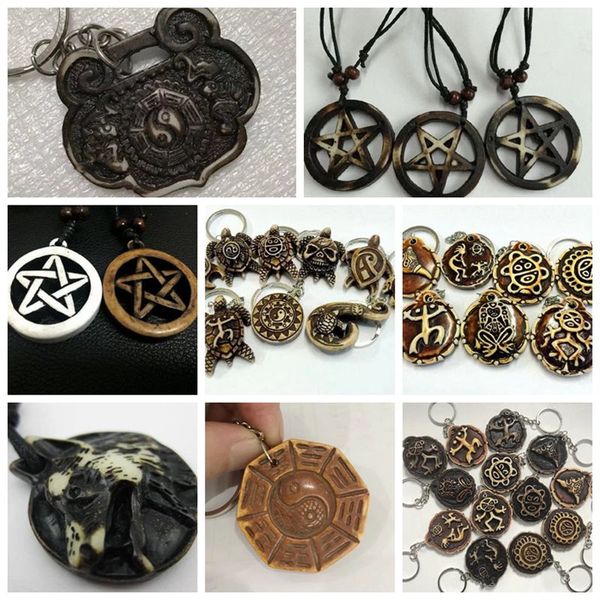 

50 pcs cool boy men's imitation vintage yak bone carved keychain amulet key ring, Slivery;golden