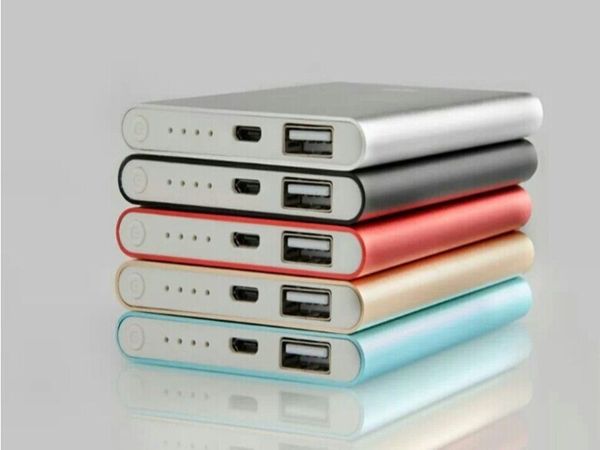 Ultra Slim Powerbank 5000 / 10000mAh Power Bank para celular Tablet PC PC externo bateria personalizável logotipo 2022