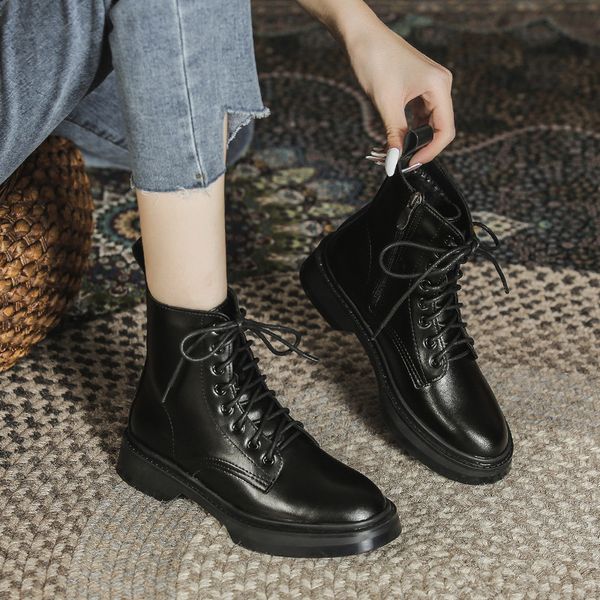 

martin british style sol 2021 short women's spring and autumn single boots middle tube thick heel fried, Black