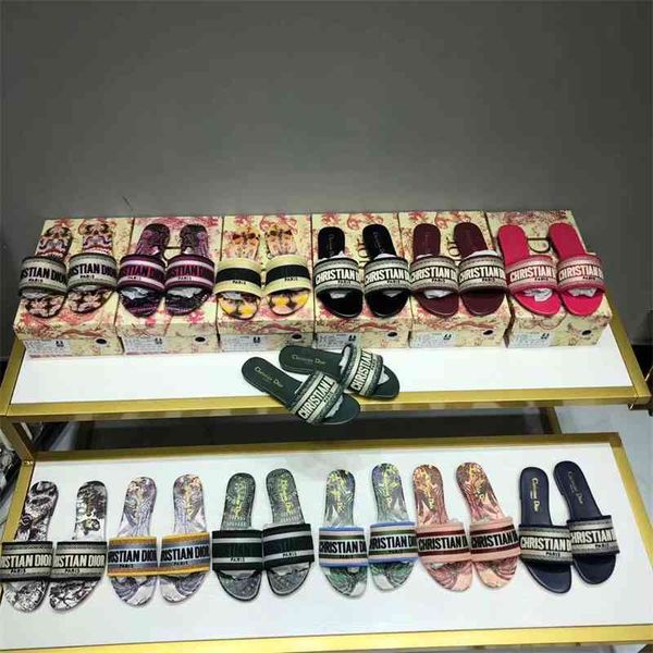 

women's new embroidered letter slippers for summer vacation 9jj1 zmm, Black