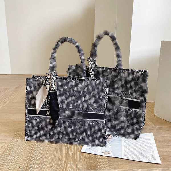 

luxury quality capacity female portable vegetable 2021 spring and summer canvas bag feeling popular atmosphere tote bag