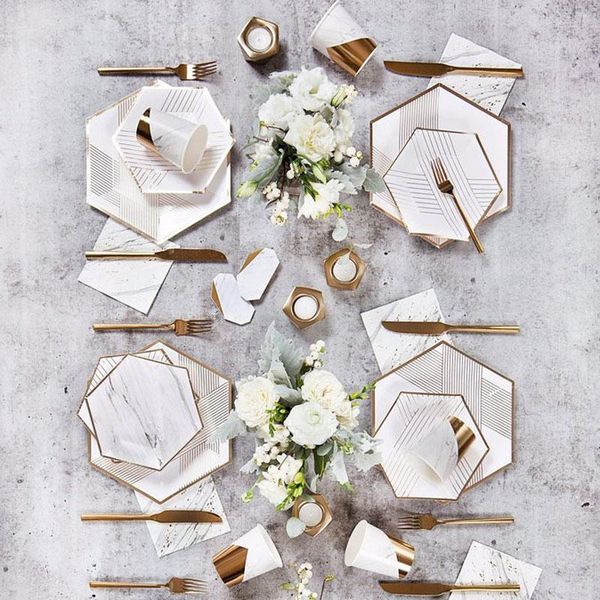 

packaging dinner service gold foil stripe dot disposable tableware party paper plates cups baby shower favor drinking straws wedding supplie