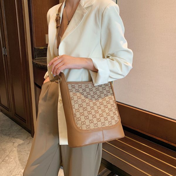 

purses bucket large capacity female minority underarm bag new flower letter single shoulder messenger bag handbag black friday