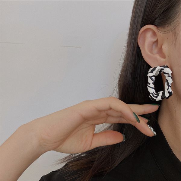 

niche design pu black and white stitching geometric earrings personality exaggeration 925 silver needle, Golden