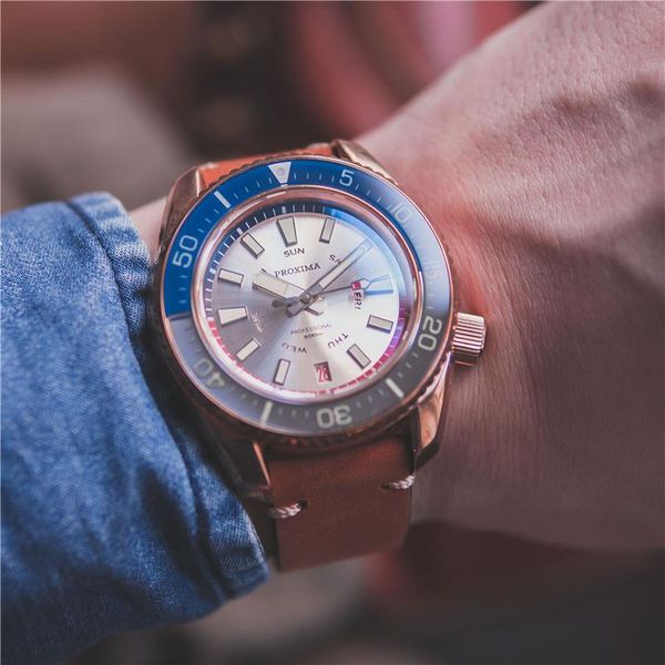 

wristwatches proxima sapphire crystal men watches 2021 automatic cusn8 bronze white dial diver wristwatch mechanical sport cloc, Slivery;brown